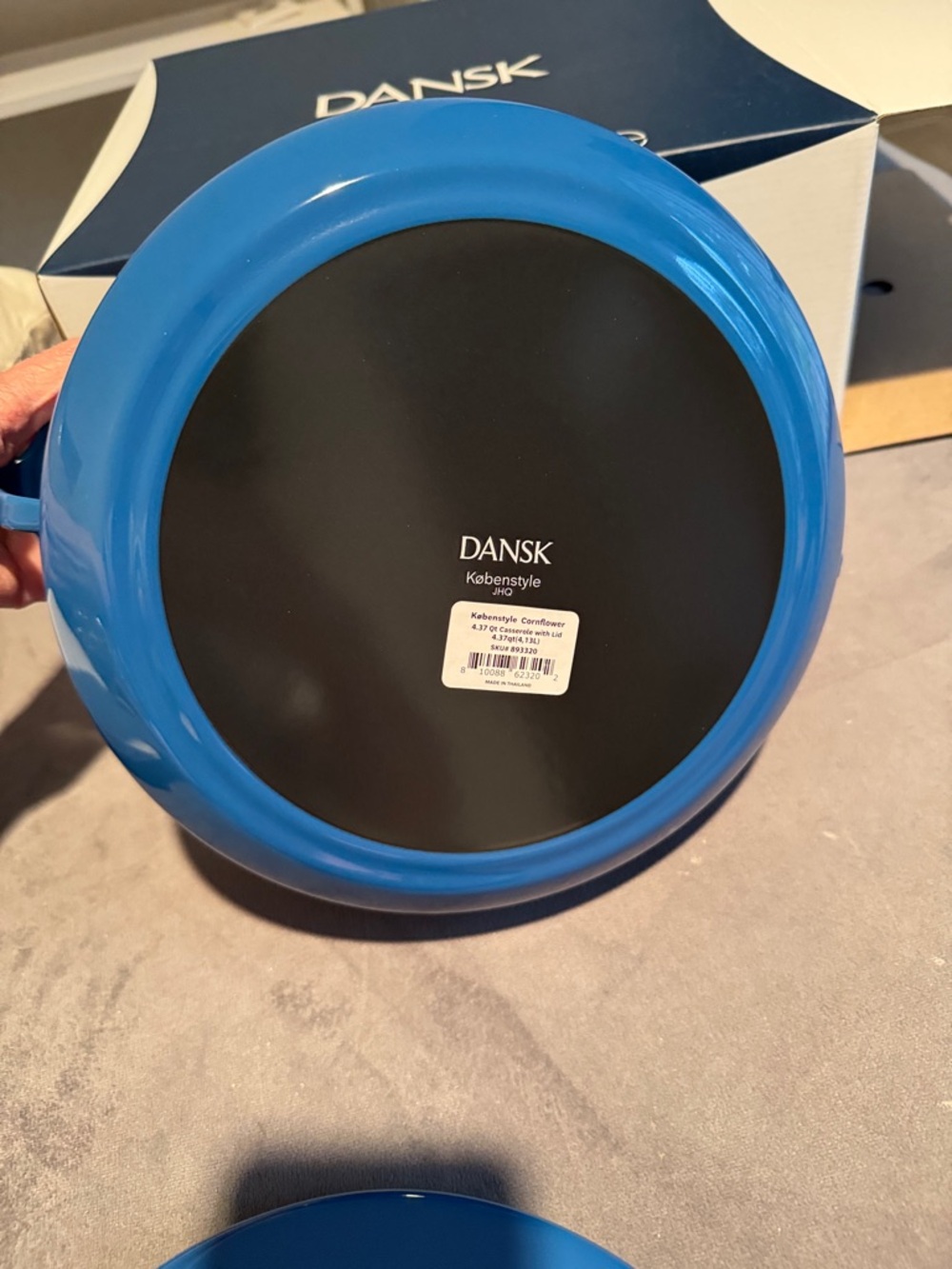 Dansk Blue Enamel Covered Pan with Cross-Detail Lid. 4.37 qt - Picture 3 of 5